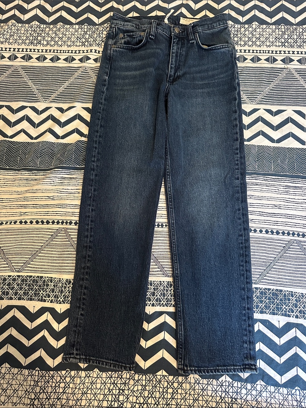rag & bone Harlow Mid-rise Straight-Leg Jeans in Dark Blue Wash